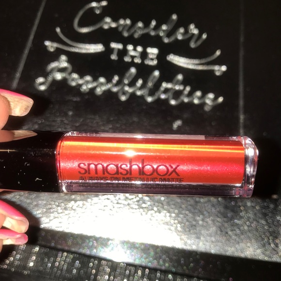 NWT Smashbox Maneater Red lip Gloss purse size - Picture 2 of 4